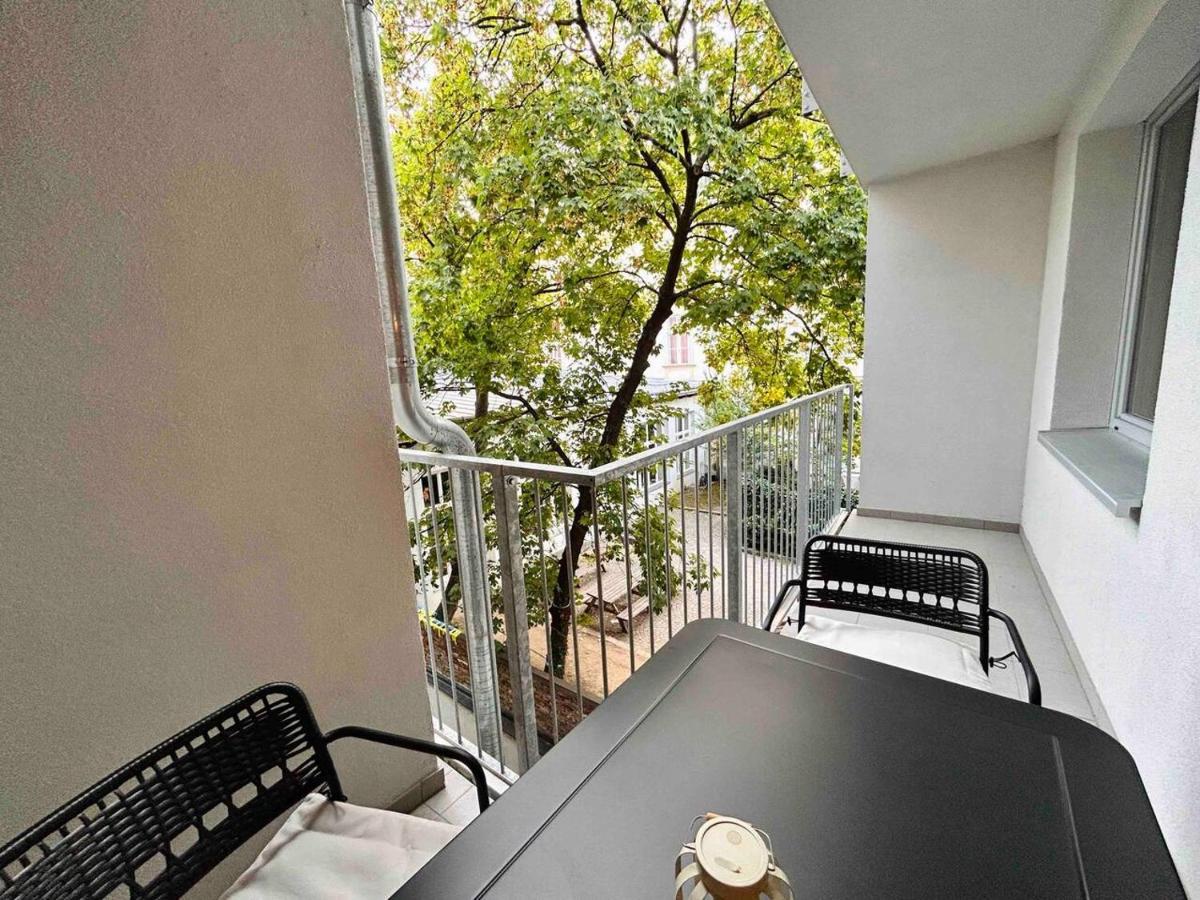 Urbaner Charme: Stilvolles Wohnen Im Herzen Wiens ภายนอก รูปภาพ