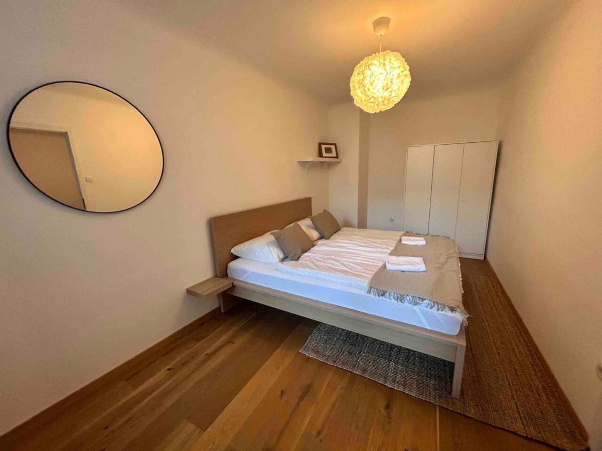 Urbaner Charme: Stilvolles Wohnen Im Herzen Wiens ภายนอก รูปภาพ